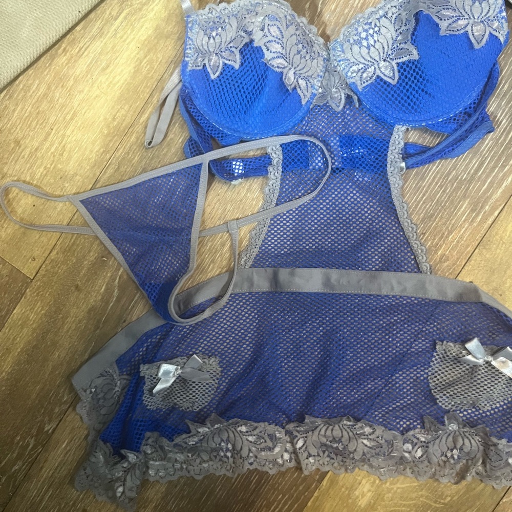 Elegant Blue and Gray Lace Bra Set